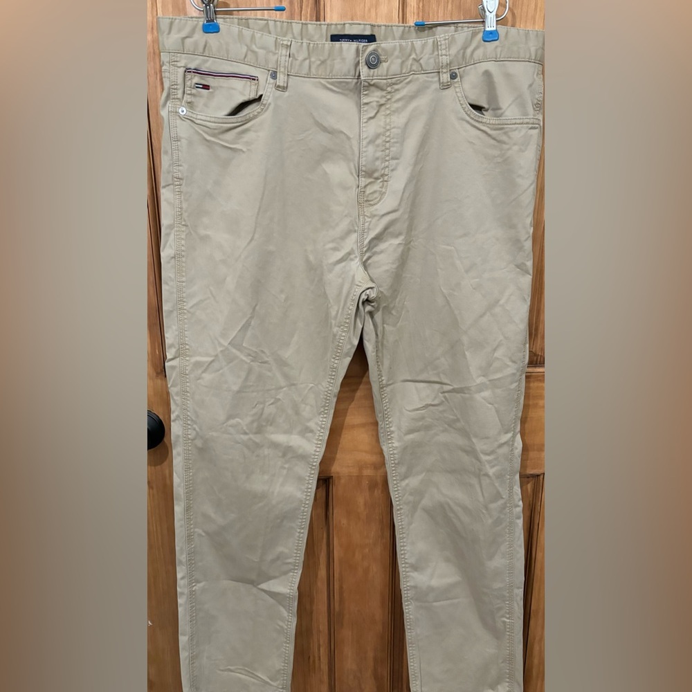 Tommy Hilfiger Men's Stretch Travel Pants 38x32 Actual 38.5x30 Classic Preppy